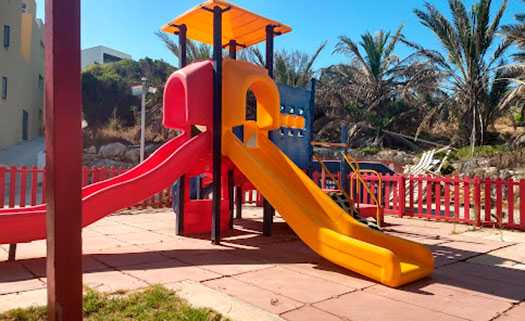 Площадка у комплекса St. George Garden