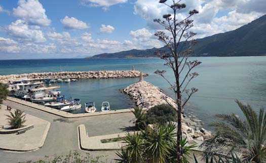 Рыбацкая гавань Помоса