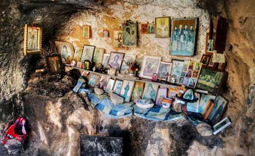 Agios Agapitikos Cave