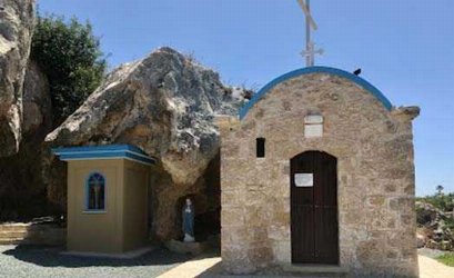 Agios Georgios Chapel in Moutallos