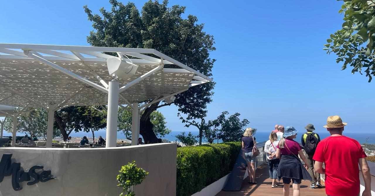 MEET THE LOCALS – Free Walking Tour in Paphos Old Town