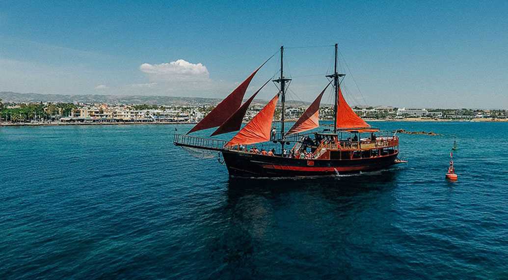 Pirates Adventure Jolly Roger