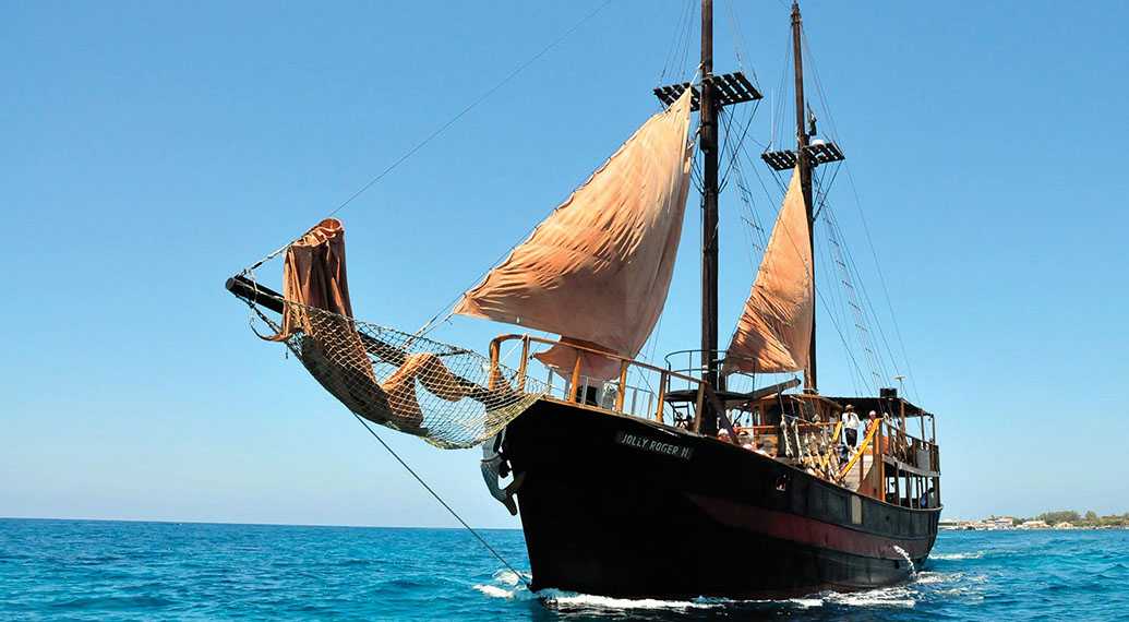 Pirates Adventure Jolly Roger