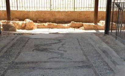 Раннеэллинистический мозаичный пол из гальки в Като Пафос