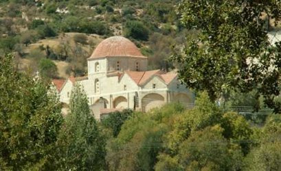 Храм Святой Варвары в Саламиу