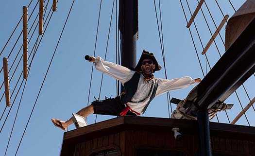 Пиратский круиз Jolly Roger