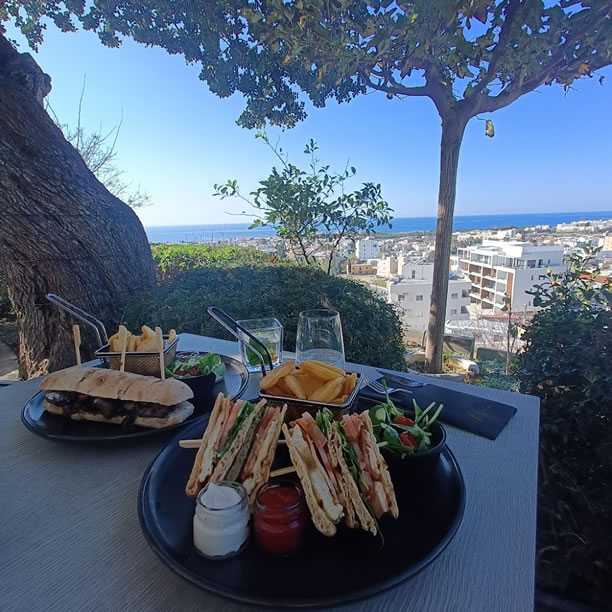 Muse Cafe Kitchen Bar